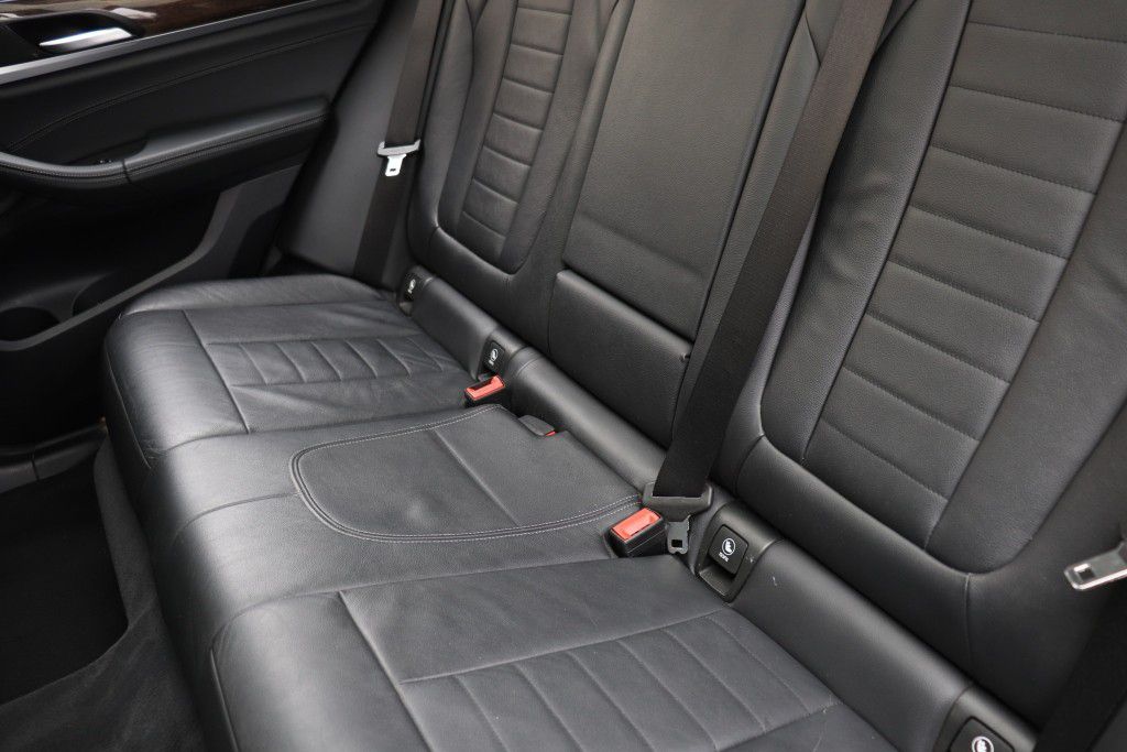 Photo 67 of this BMW X3 XDRIVE30I