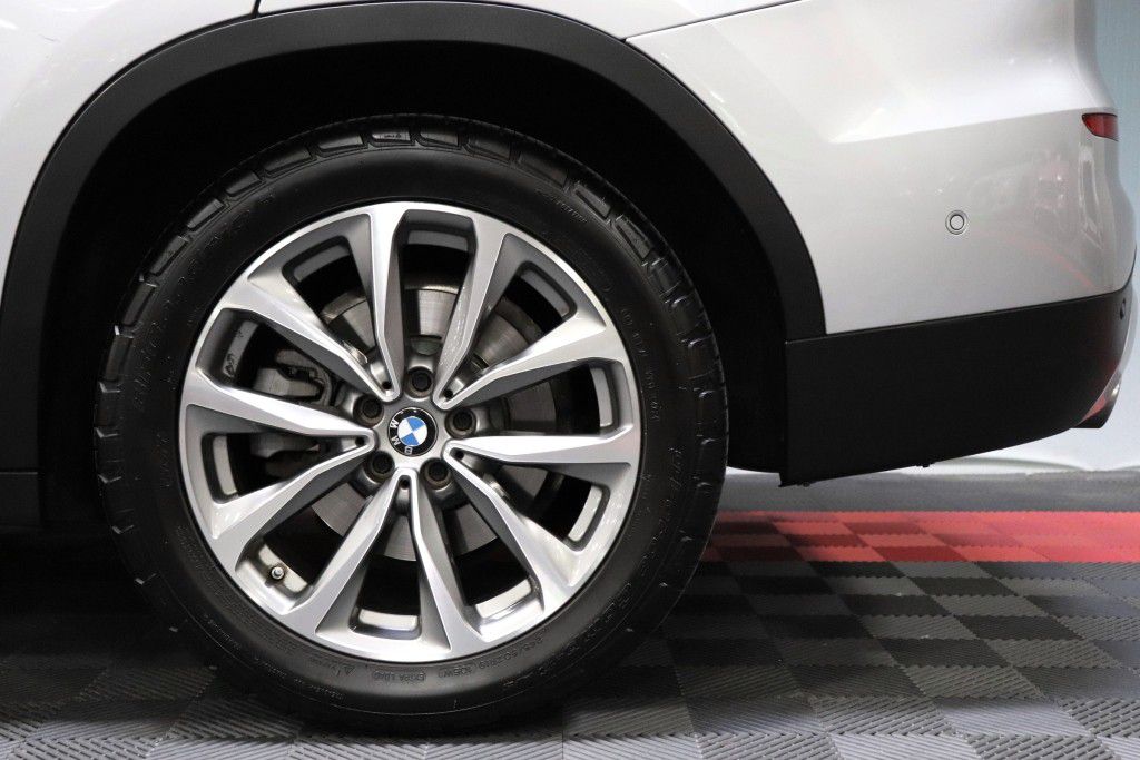 Photo 78 of this BMW X3 XDRIVE30I