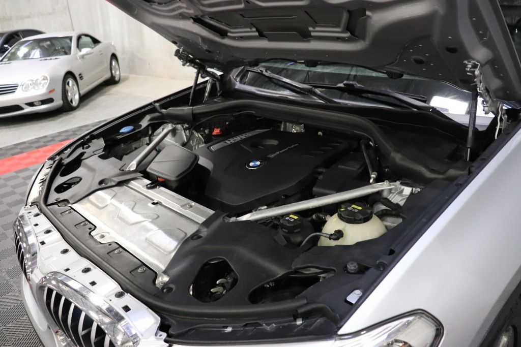 Photo 84 of this BMW X3 XDRIVE30I
