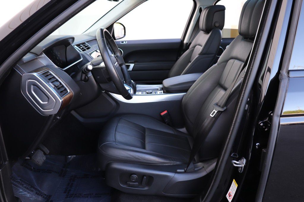 Photo 18 of this LAND ROVER RANGE ROVER SPO