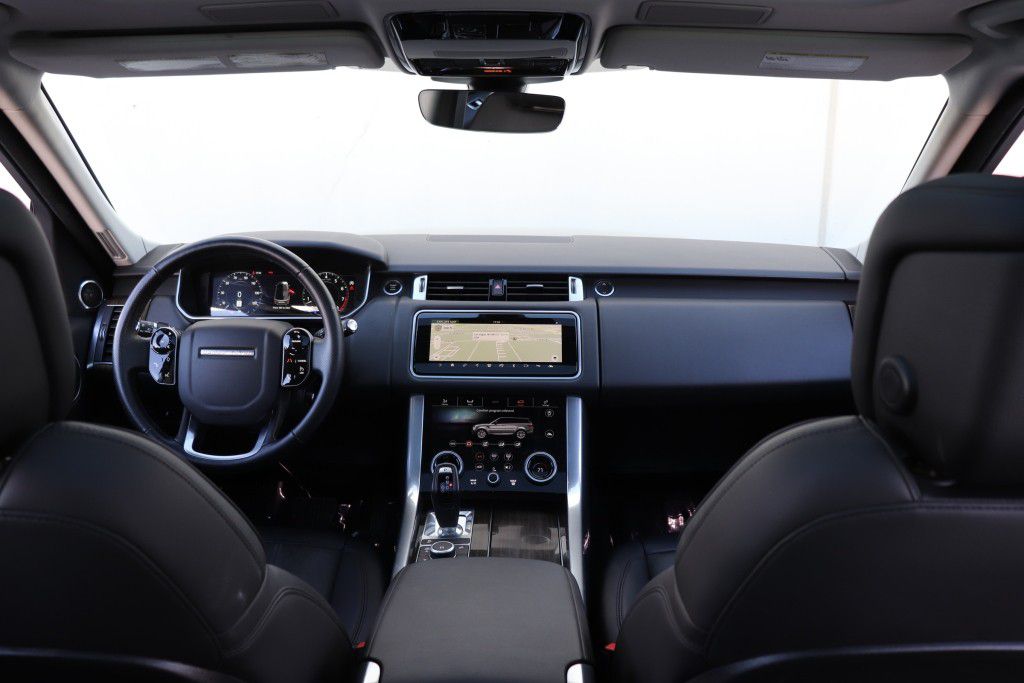 Photo 36 of this LAND ROVER RANGE ROVER SPO
