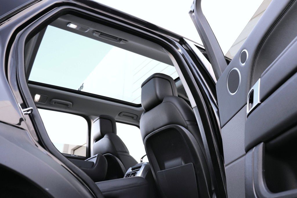 Photo 37 of this LAND ROVER RANGE ROVER SPO