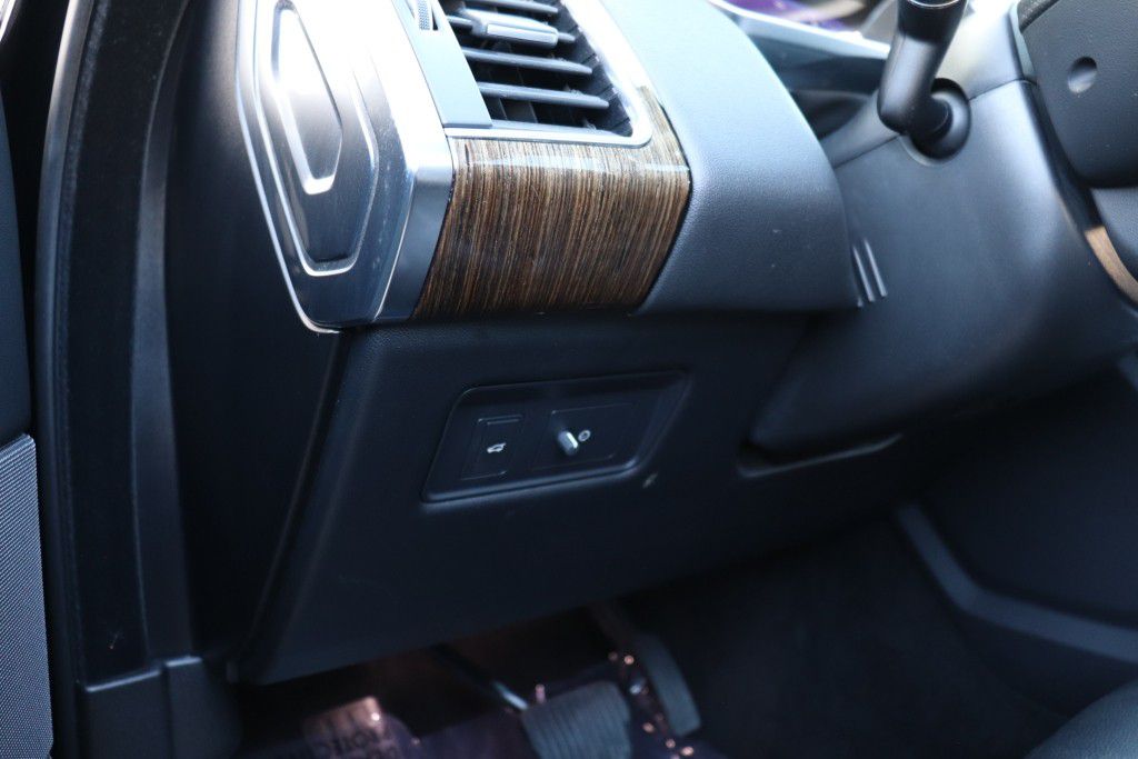 Photo 41 of this LAND ROVER RANGE ROVER SPO