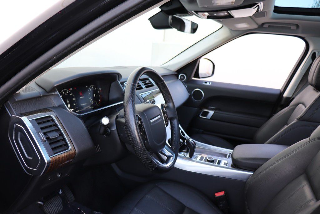 Photo 51 of this LAND ROVER RANGE ROVER SPO