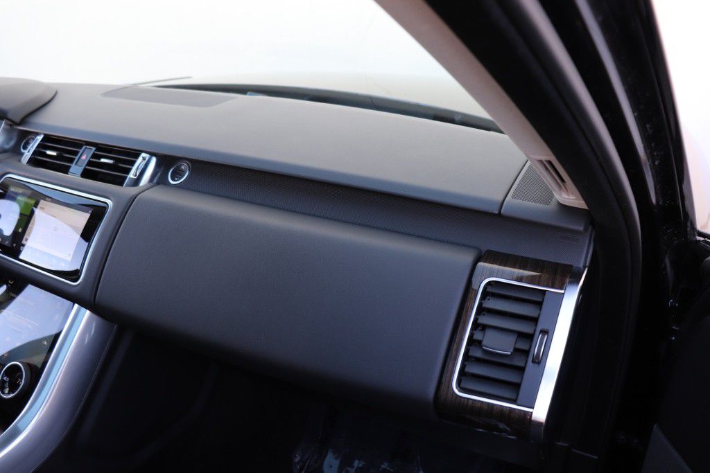 Photo 52 of this LAND ROVER RANGE ROVER SPO