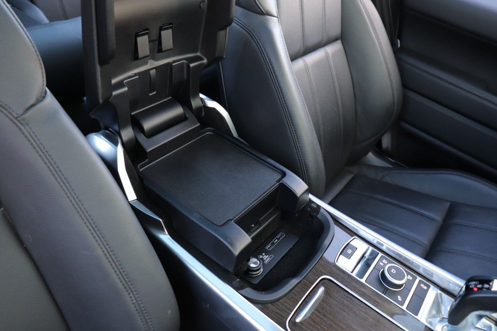 Photo 56 of this LAND ROVER RANGE ROVER SPO