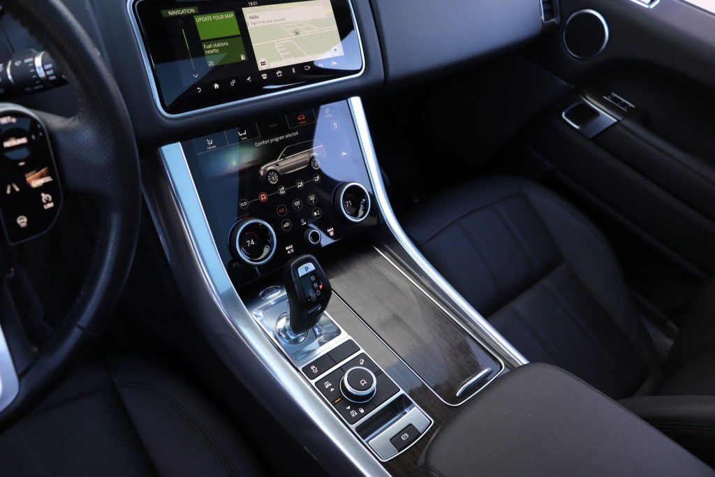 Photo 58 of this LAND ROVER RANGE ROVER SPO