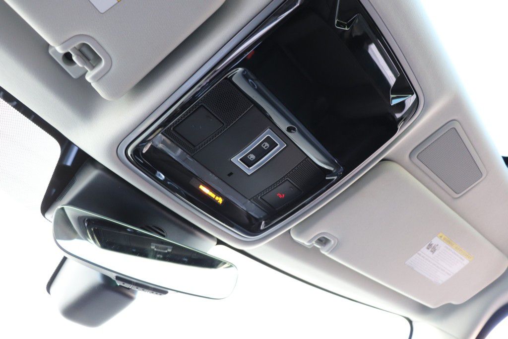 Photo 62 of this LAND ROVER RANGE ROVER SPO
