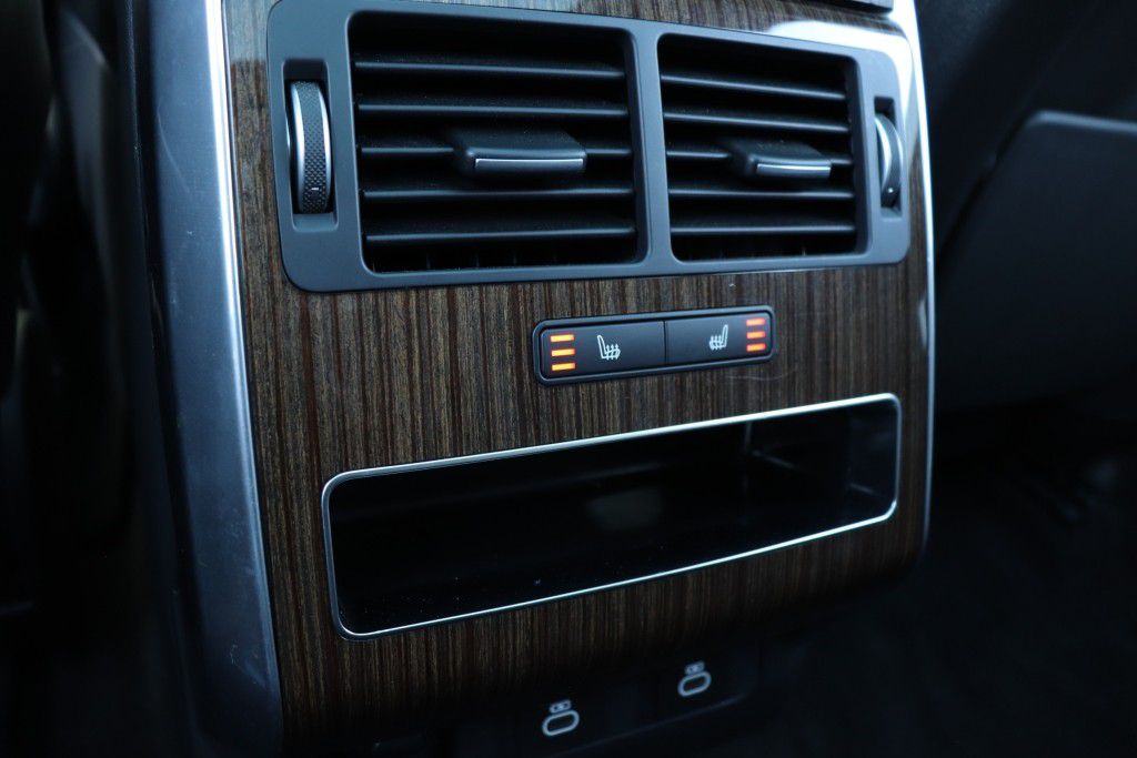Photo 71 of this LAND ROVER RANGE ROVER SPO