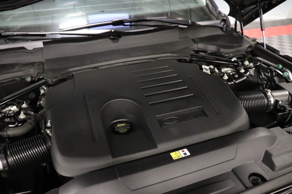 Photo 87 of this LAND ROVER RANGE ROVER SPO