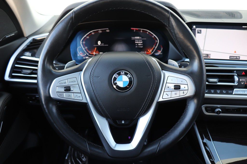Photo 45 of this BMW X7 XDRIVE40I