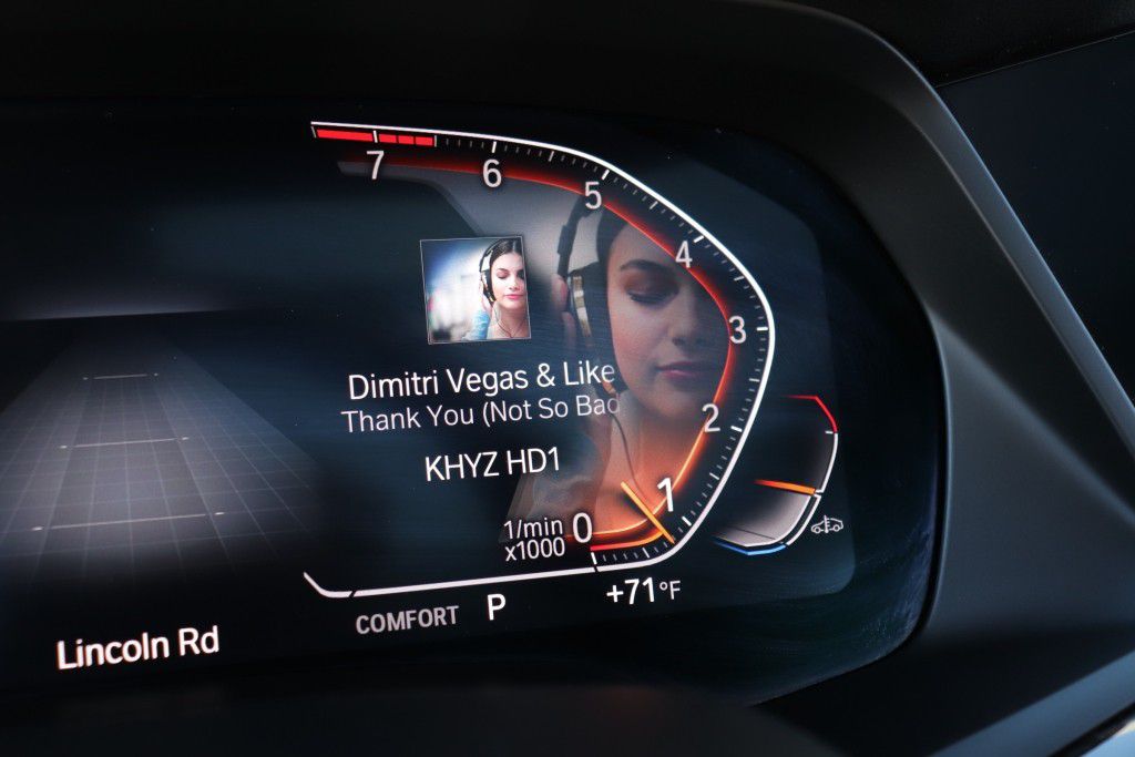 Photo 48 of this BMW X7 XDRIVE40I