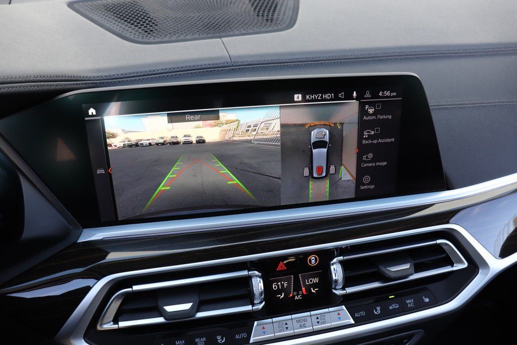 Photo 52 of this BMW X7 XDRIVE40I