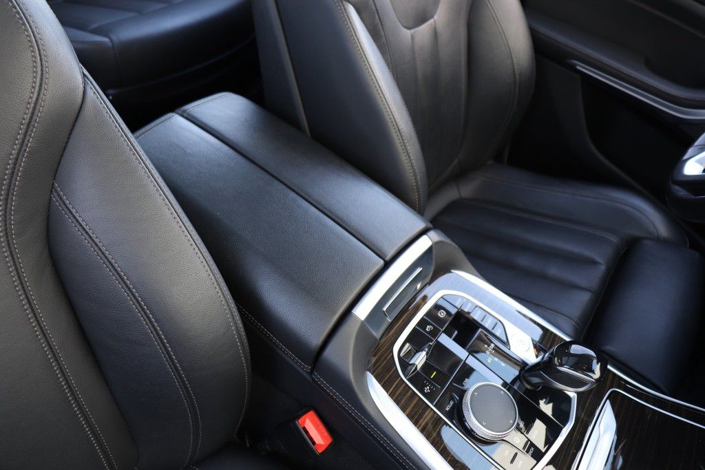 Photo 57 of this BMW X7 XDRIVE40I
