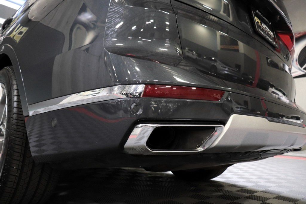 Photo 77 of this BMW X7 XDRIVE40I