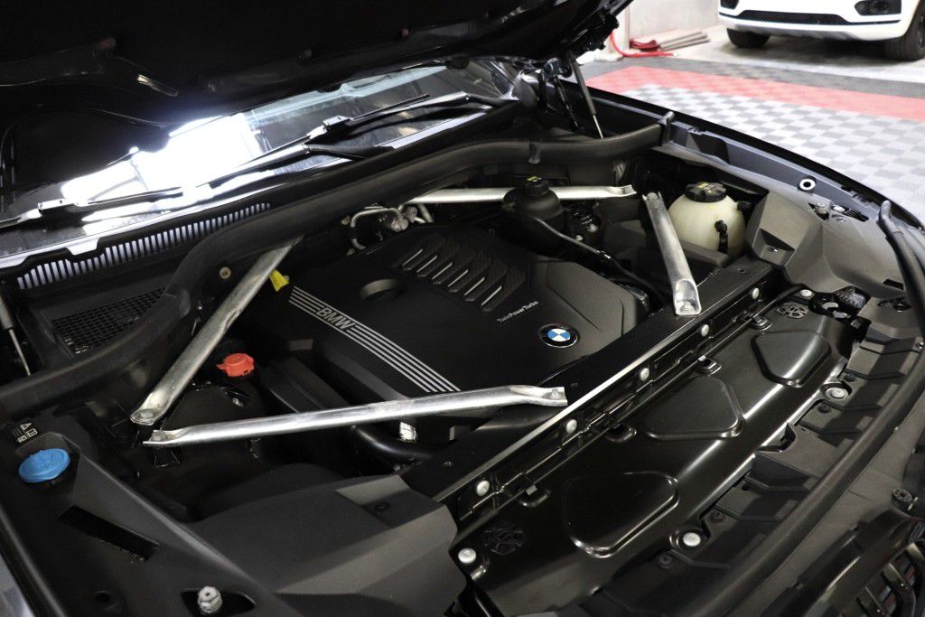 Photo 83 of this BMW X7 XDRIVE40I