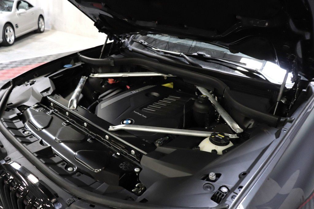 Photo 85 of this BMW X7 XDRIVE40I