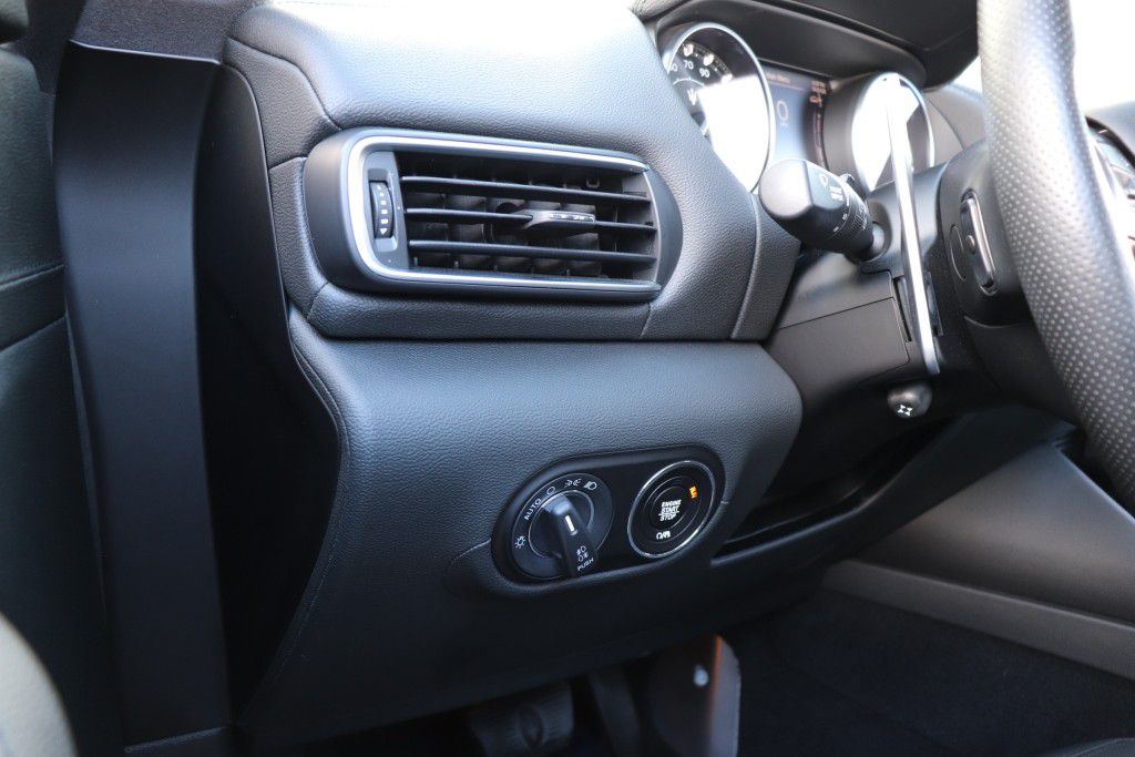 Photo 41 of this MASERATI LEVANTE SQ4