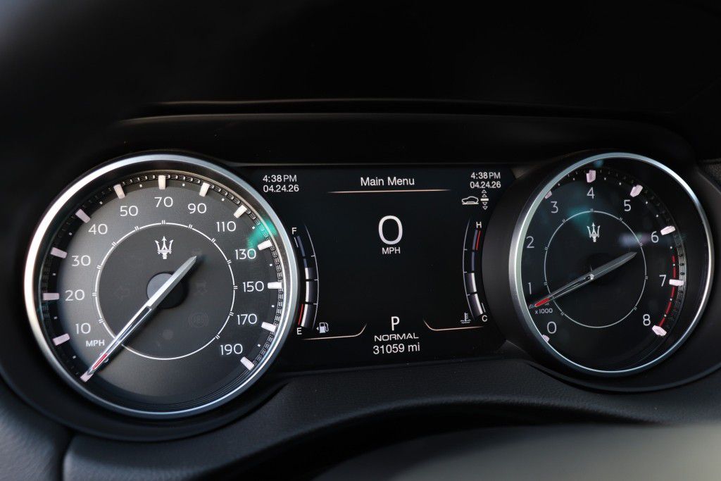 Photo 45 of this MASERATI LEVANTE SQ4