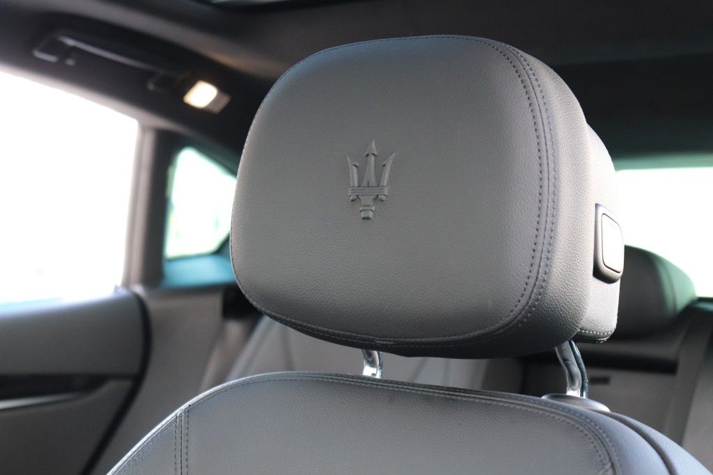 Photo 68 of this MASERATI LEVANTE SQ4