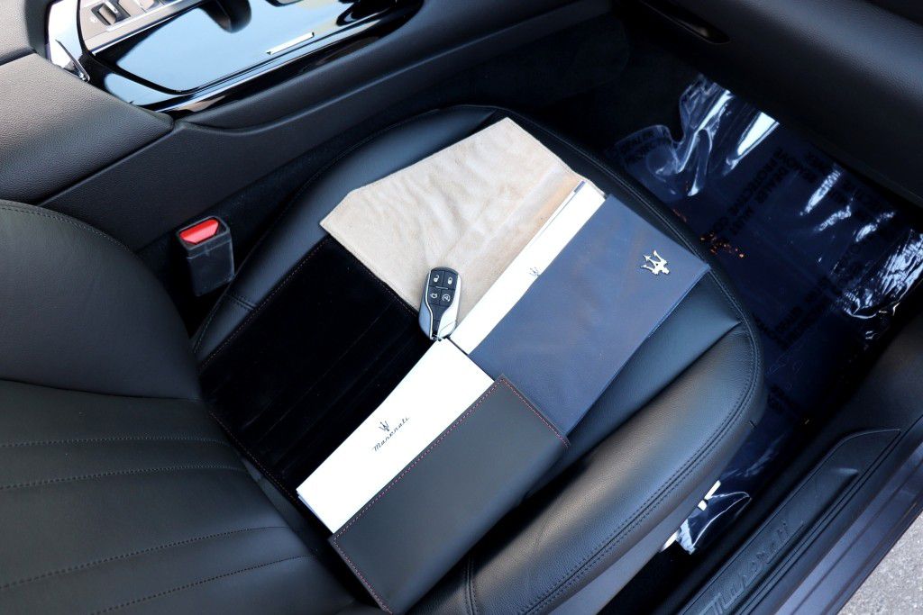Photo 93 of this MASERATI LEVANTE SQ4