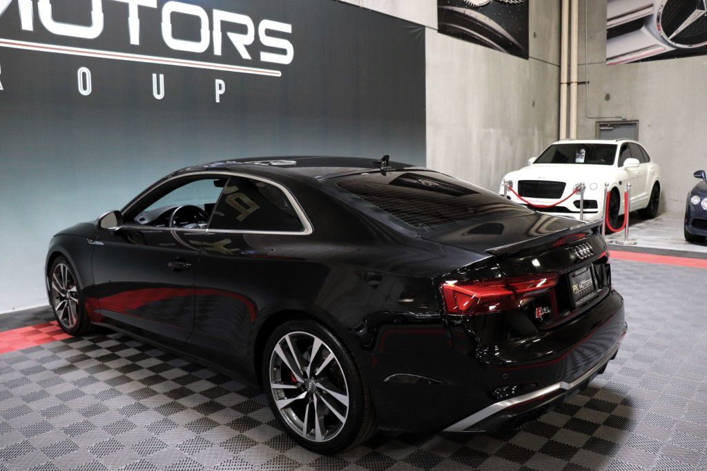 Photo 4 of this AUDI S5 PREMIUM PLUS