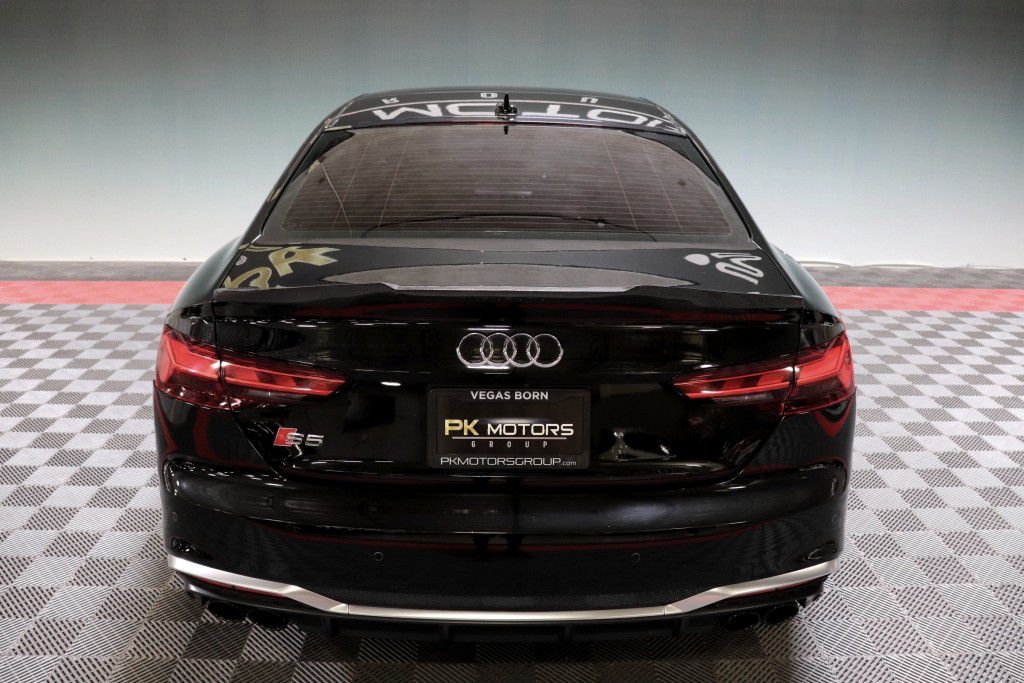 Photo 7 of this AUDI S5 PREMIUM PLUS