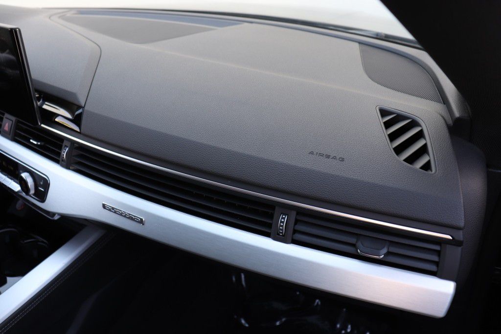 Photo 50 of this AUDI S5 PREMIUM PLUS