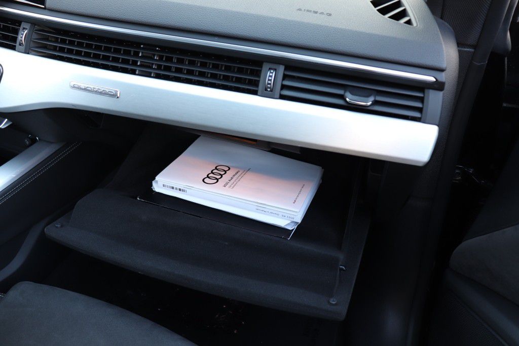 Photo 51 of this AUDI S5 PREMIUM PLUS