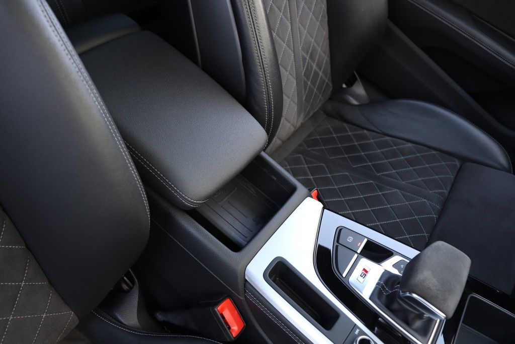 Photo 52 of this AUDI S5 PREMIUM PLUS