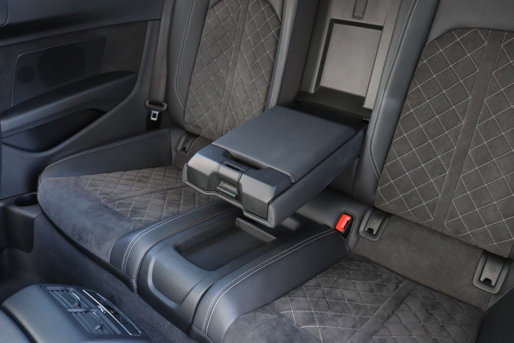 Photo 63 of this AUDI S5 PREMIUM PLUS
