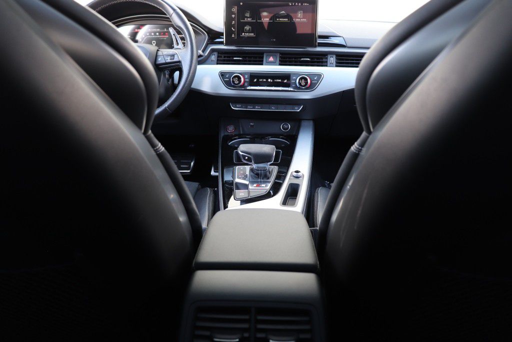 Photo 67 of this AUDI S5 PREMIUM PLUS