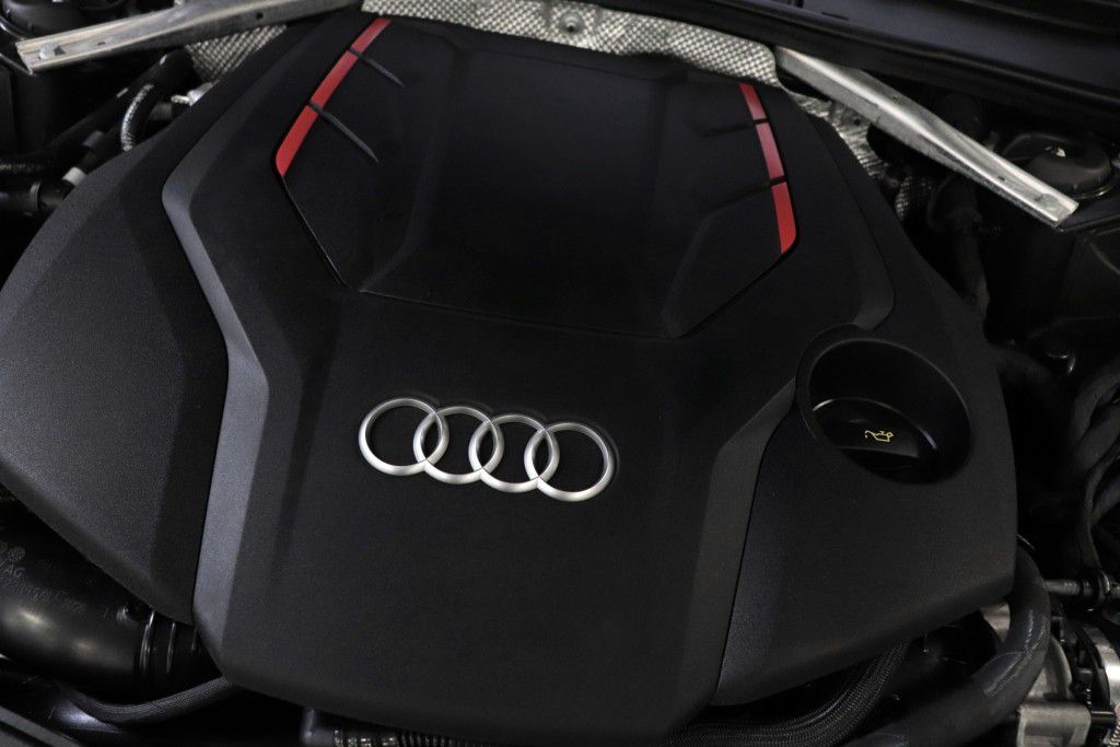 Photo 85 of this AUDI S5 PREMIUM PLUS
