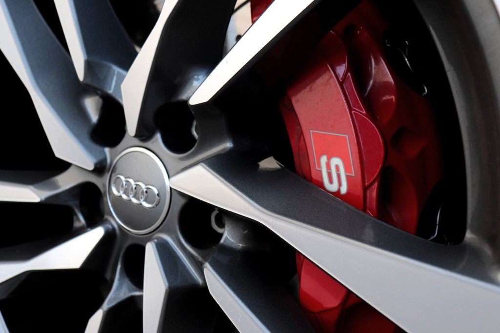 Photo 88 of this AUDI S5 PREMIUM PLUS