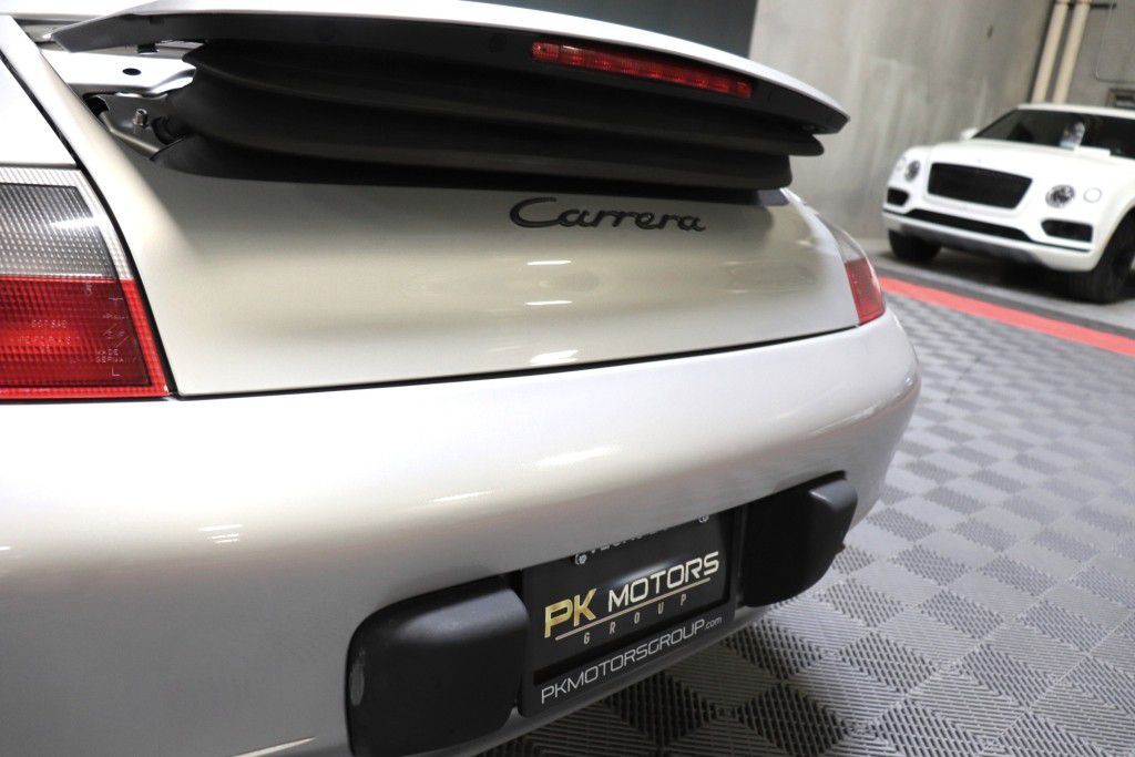 Photo 8 of this PORSCHE 911 CARRERA 2