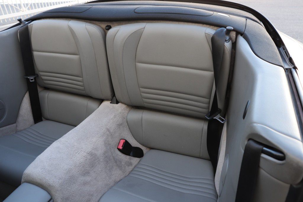 Photo 26 of this PORSCHE 911 CARRERA 2