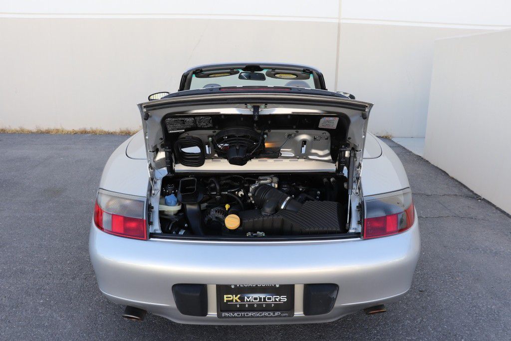 Photo 27 of this PORSCHE 911 CARRERA 2