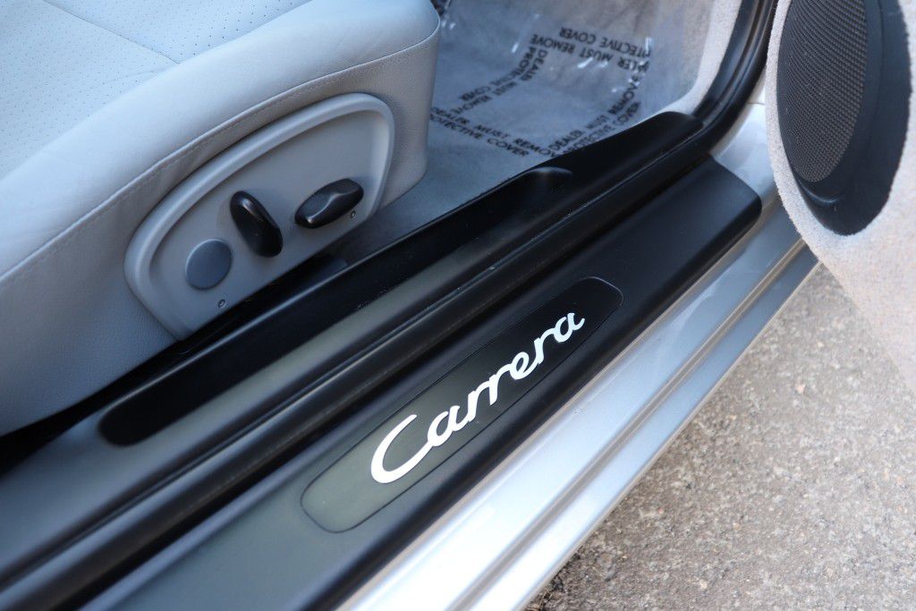 Photo 29 of this PORSCHE 911 CARRERA 2