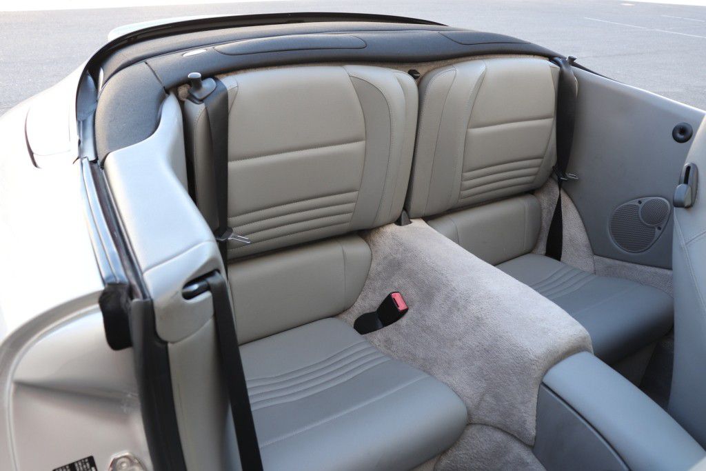 Photo 34 of this PORSCHE 911 CARRERA 2