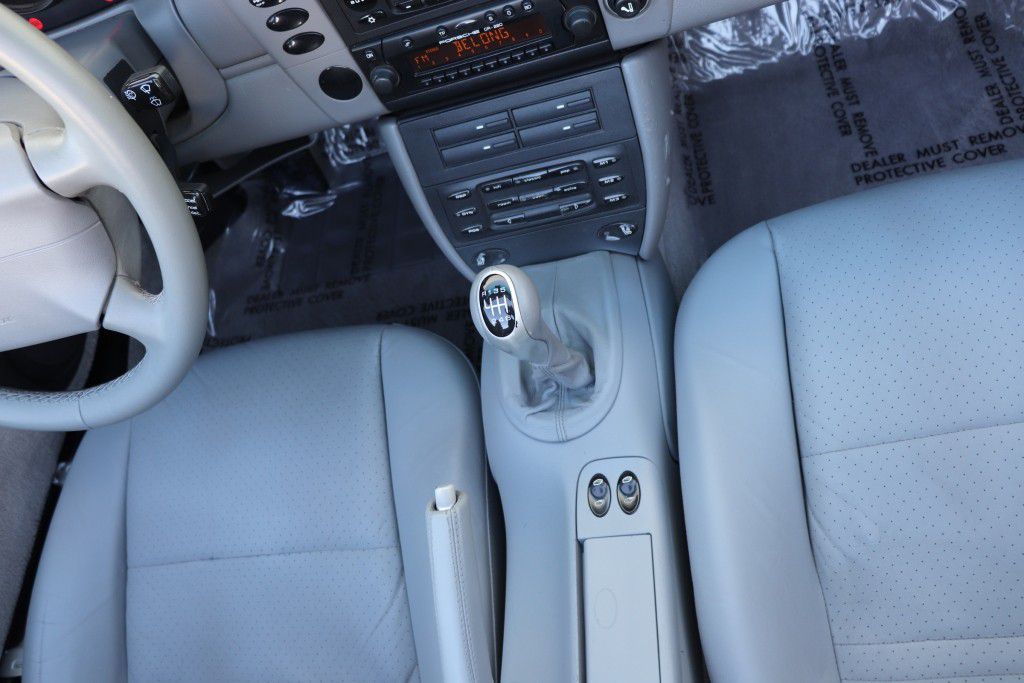 Photo 51 of this PORSCHE 911 CARRERA 2