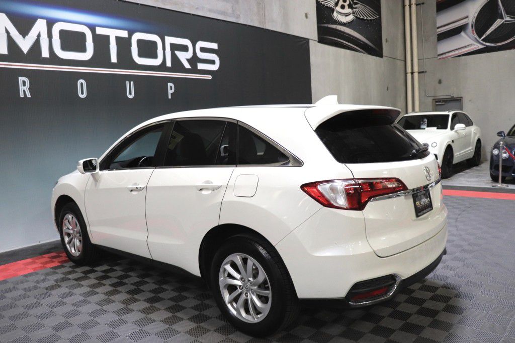 Photo 4 of this ACURA RDX TECHNOLOGY