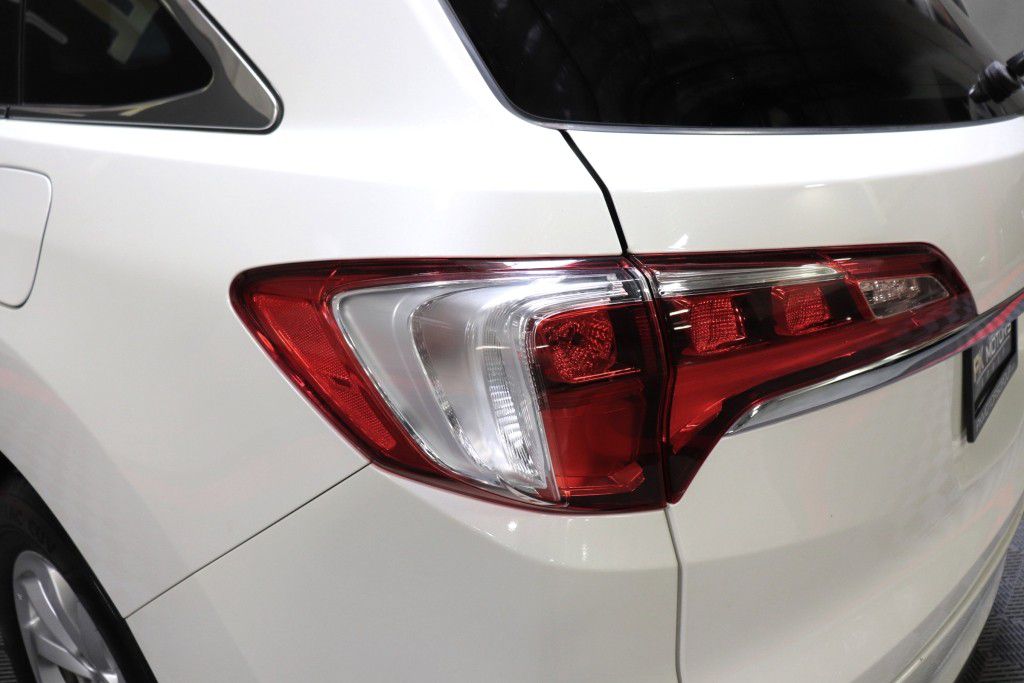 Photo 5 of this ACURA RDX TECHNOLOGY
