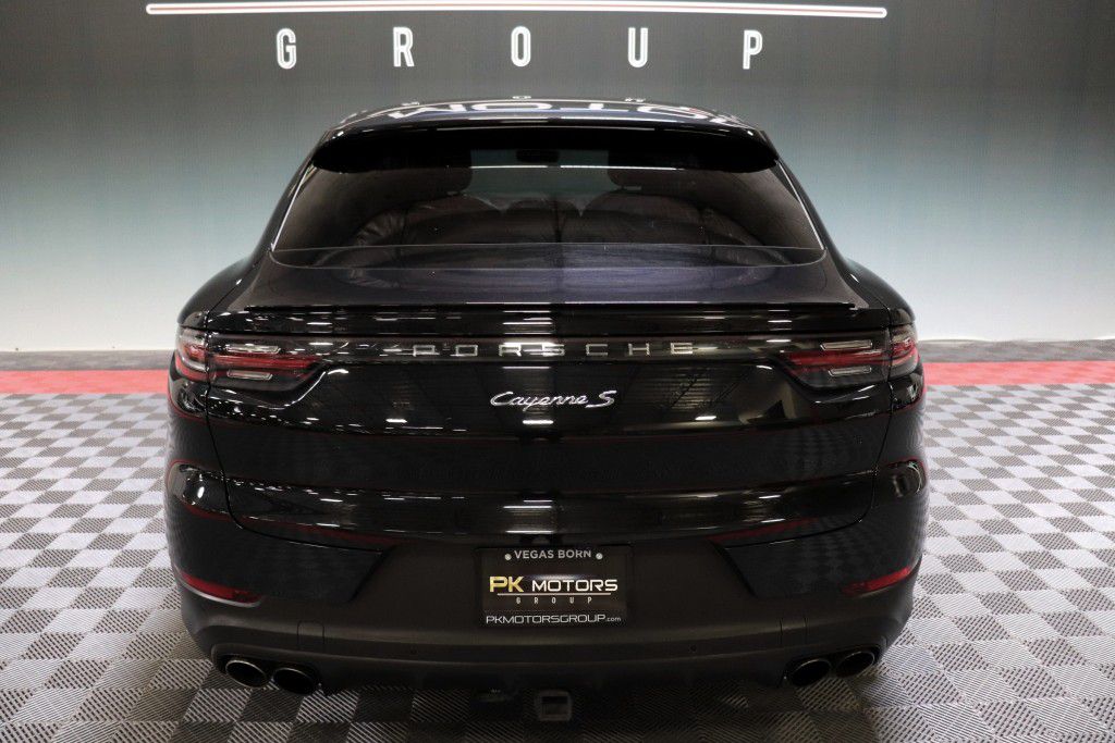 Photo 7 of this PORSCHE CAYENNE S COUPE