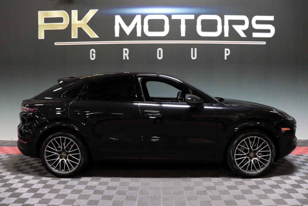 Photo 10 of this PORSCHE CAYENNE S COUPE