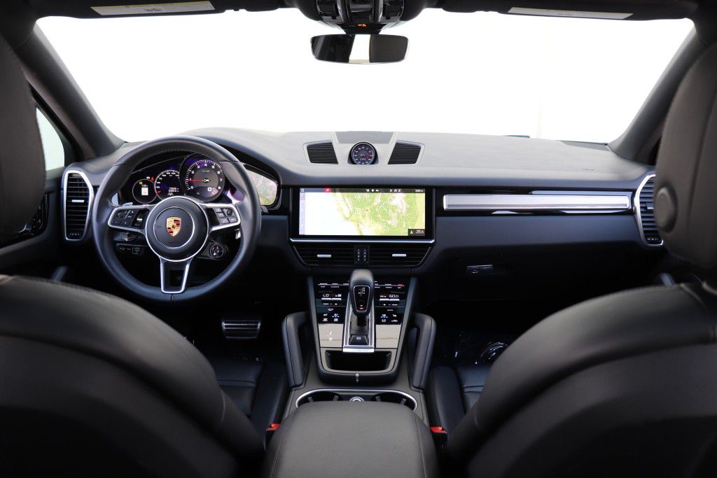 Photo 34 of this PORSCHE CAYENNE S COUPE