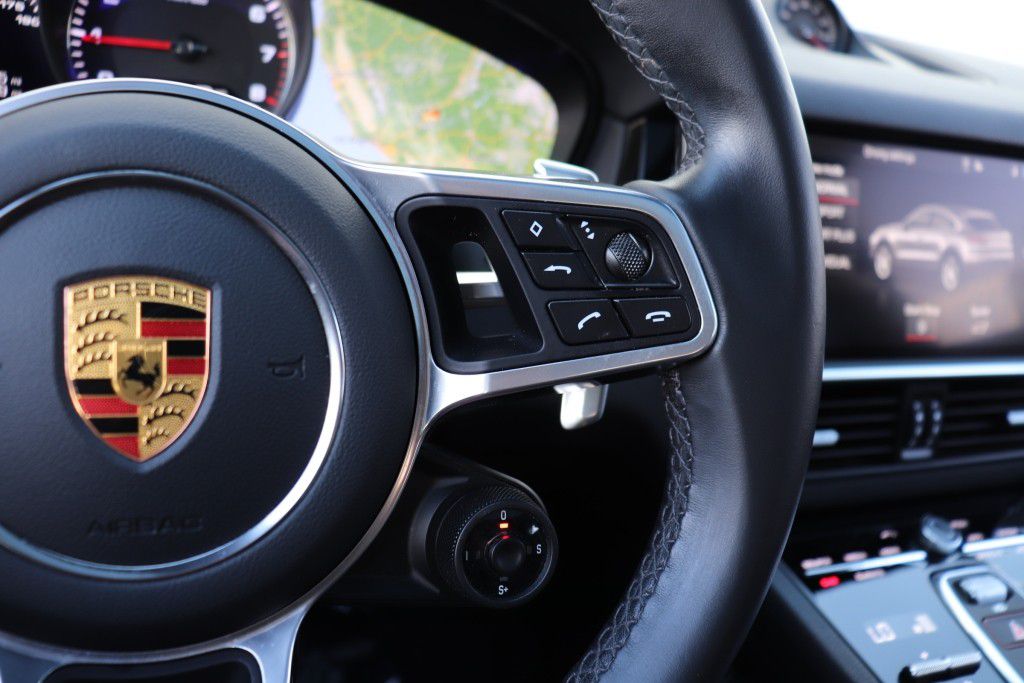 Photo 42 of this PORSCHE CAYENNE S COUPE