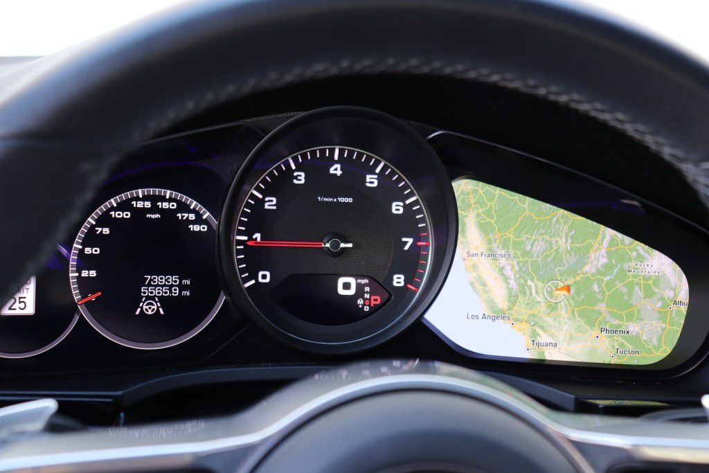Photo 43 of this PORSCHE CAYENNE S COUPE