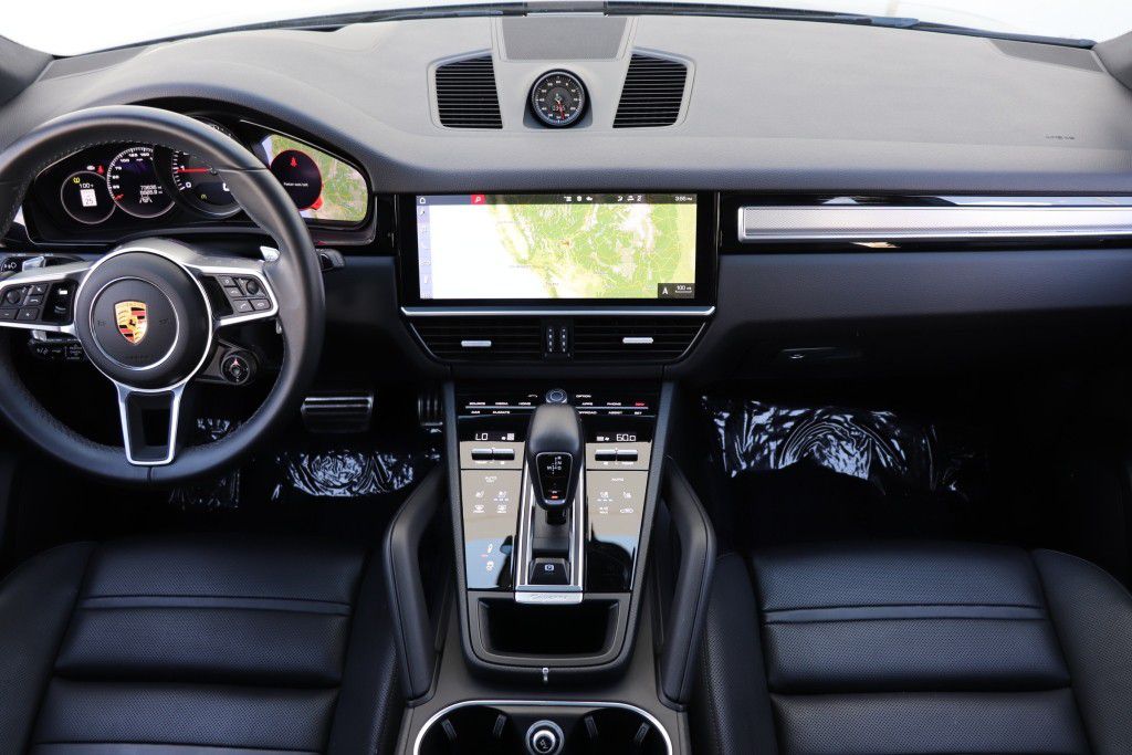Photo 45 of this PORSCHE CAYENNE S COUPE