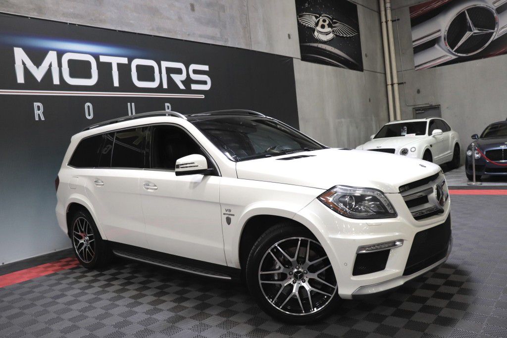 Photo 12 of this MERCEDES-BENZ GL63 AMG