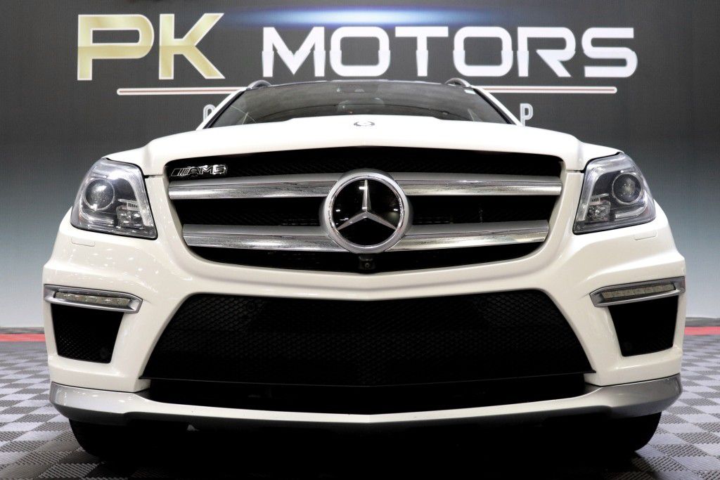 Photo 14 of this MERCEDES-BENZ GL63 AMG